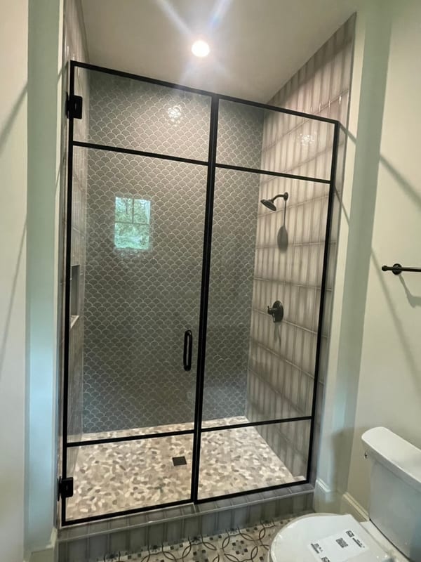 Custom Shower Enclosures | Best Glass & Mirror